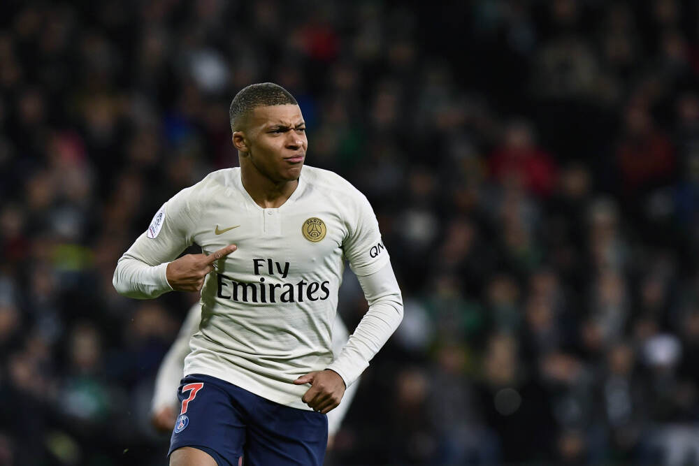 猛起身眼前一黑？不是低血糖，你的血压可能没“跟上”